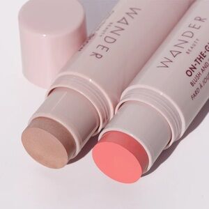 🎀 Wander Beauty On-the-Glow Blush and Illuminator - Coral Rose-Nude Glow ✨